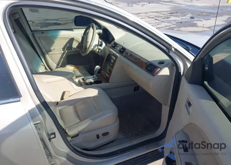 2005 Ford Five Hundred Limited z USA, uszkodzony, nr VIN 1FAFP25115G114953